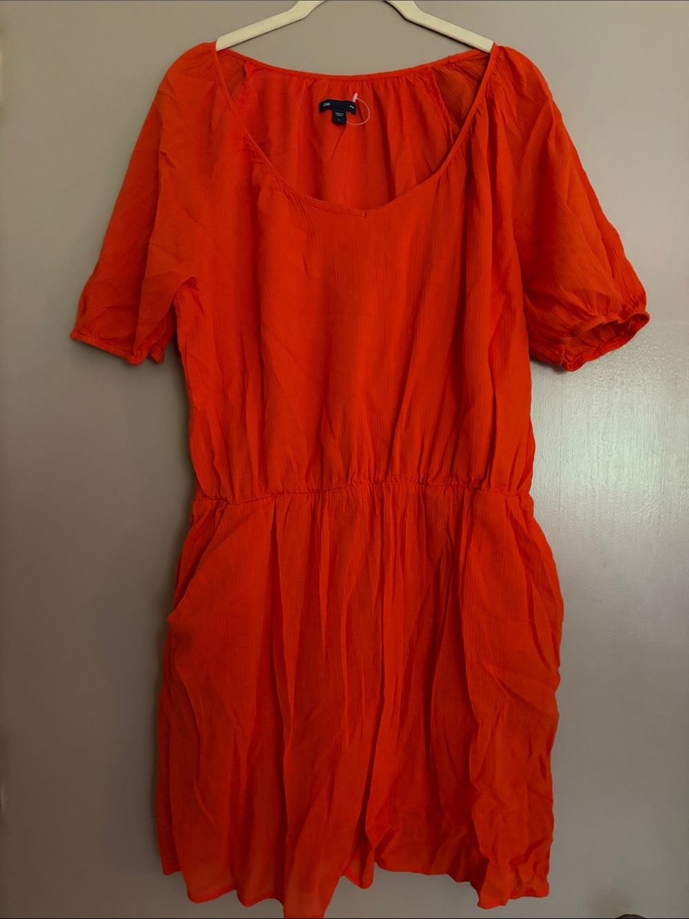 GAP Vibrant Orange Short Sleeve Midi Dress